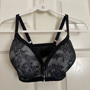 Natori 34DD Front Closure